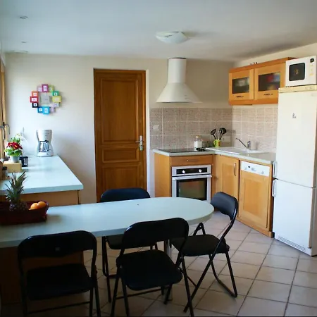 Semesterbostad Maison Familiale Charmante A Avec Jardin Et Loisirs Denée