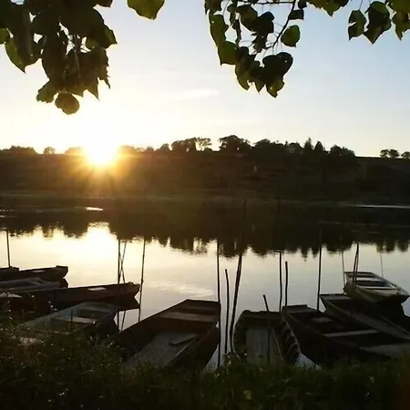 Casa de Férias Maison Familiale Charmante à Avec Jardin Et Loisirs