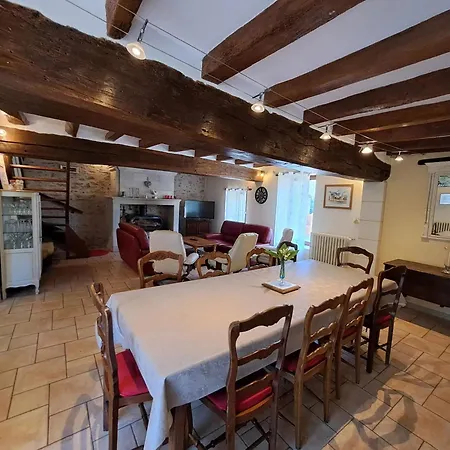 Maison Familiale Charmante A Avec Jardin Et Loisirs *